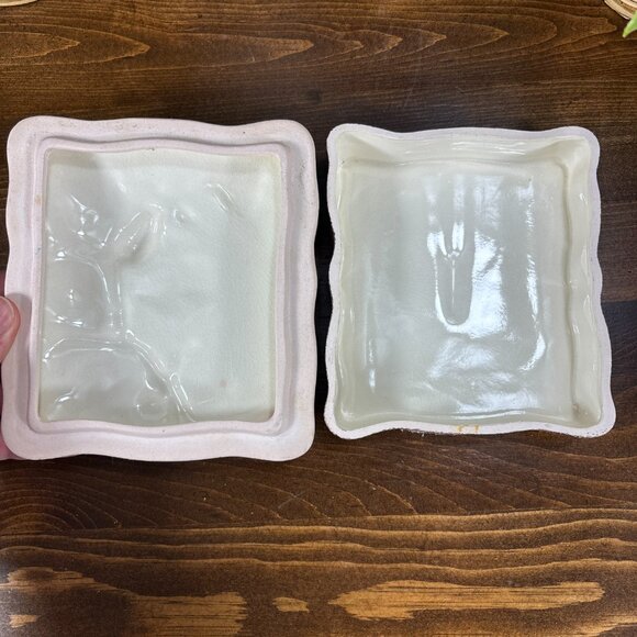 Vintage Lefton Trinket Box Soft Pink and Gold Glazed Ceramic Jewelry Box - Picture 8 of 14